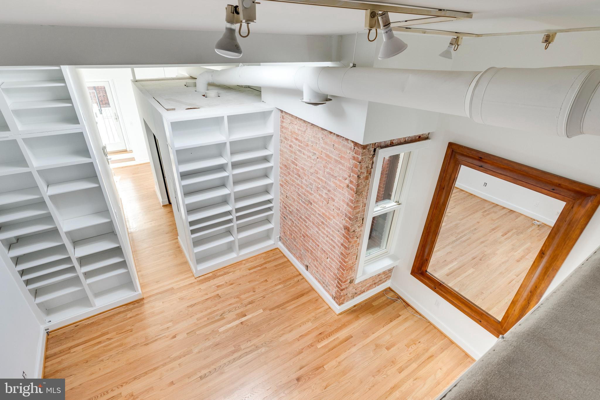 1946 Calvert Street Northwest, Unit 4 Washington, DC 20009 - Photo 9 of 27