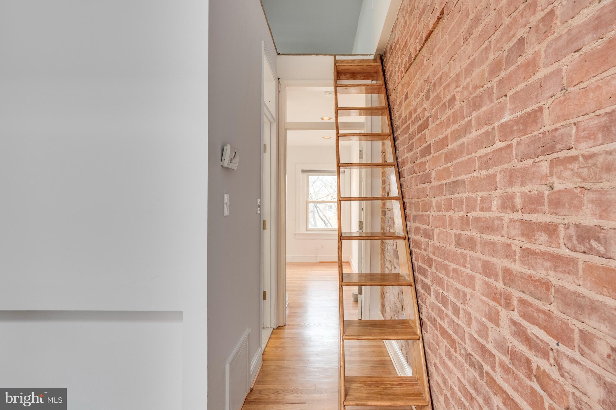 1946 Calvert Street Northwest, Unit 4 Washington, DC 20009 - Photo 10 of 27