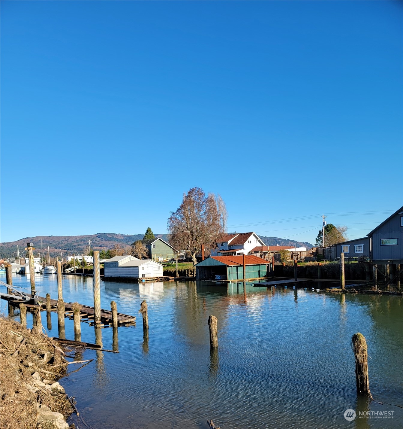 239 North Welcome Slough Road Cathlamet, WA 98612 - Photo 18 of 19 Gallery Image 18