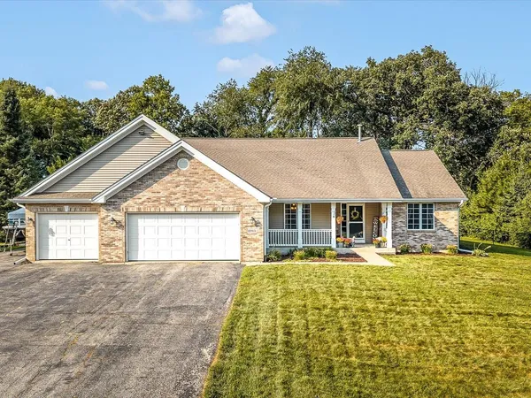 $350,000 | 6783 North Summit Drive, Byron, IL 61010