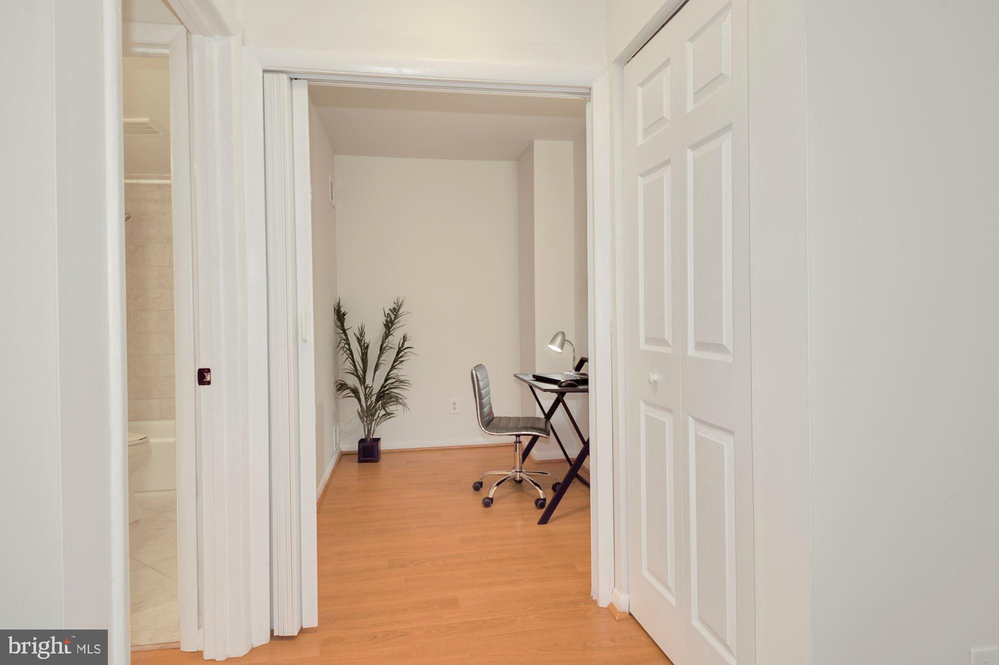 11627 Vantage Hill Road, Unit 1A Reston, VA 20190 - Photo 18 of 27 Use your imagination
