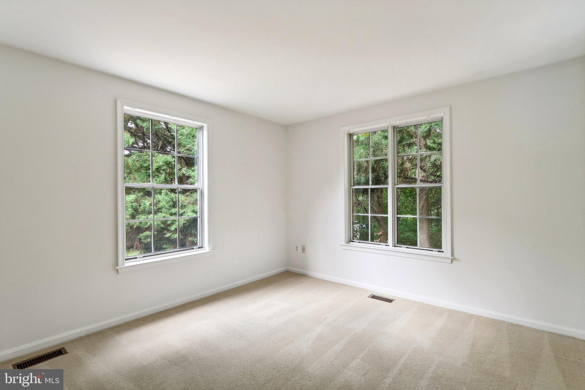 11751 Arbor Glen Way Reston, VA 20194 - Photo 11 of 18 2nd bedroom