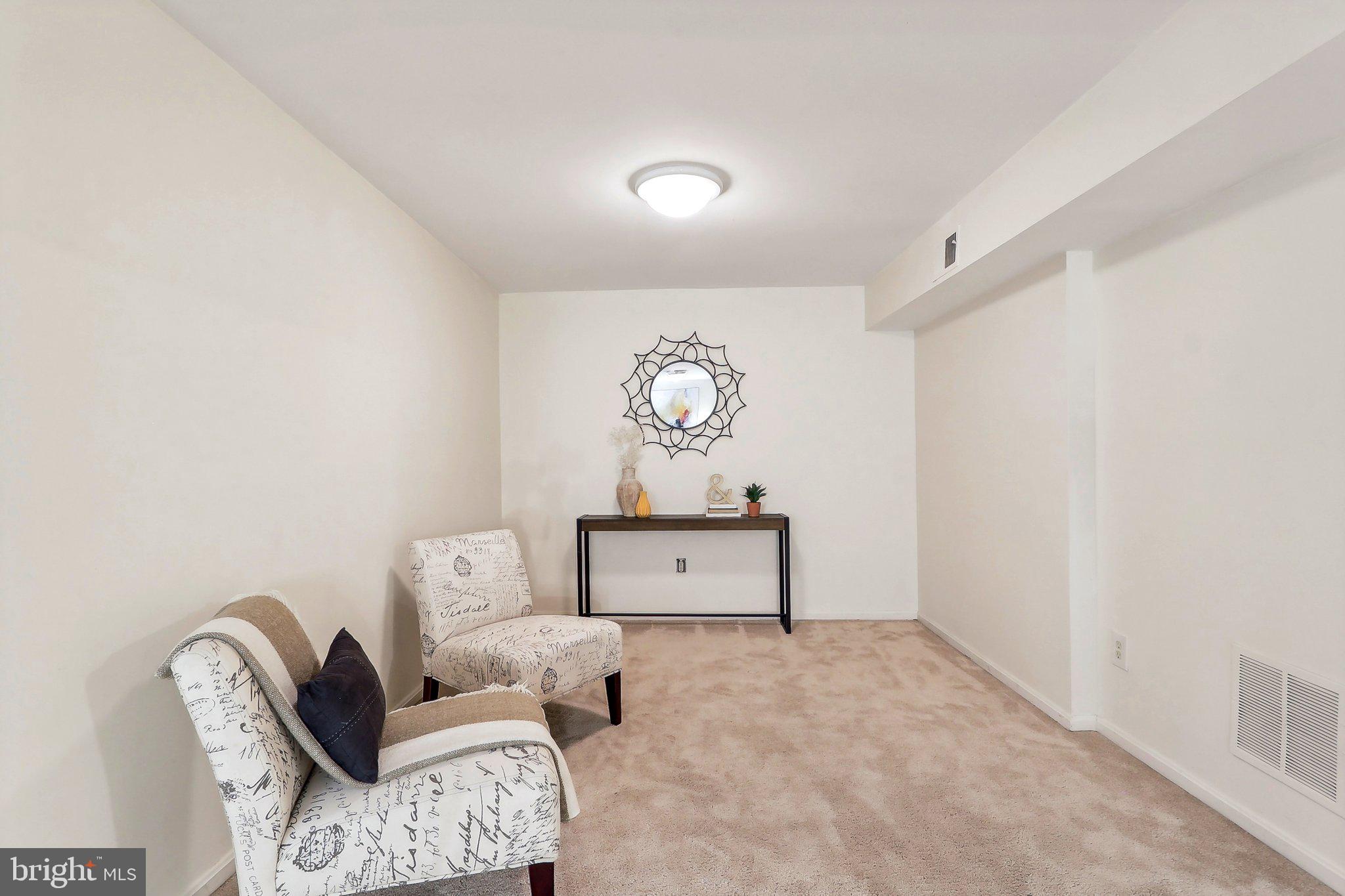 11751 Arbor Glen Way Reston, VA 20194 - Photo 14 of 18