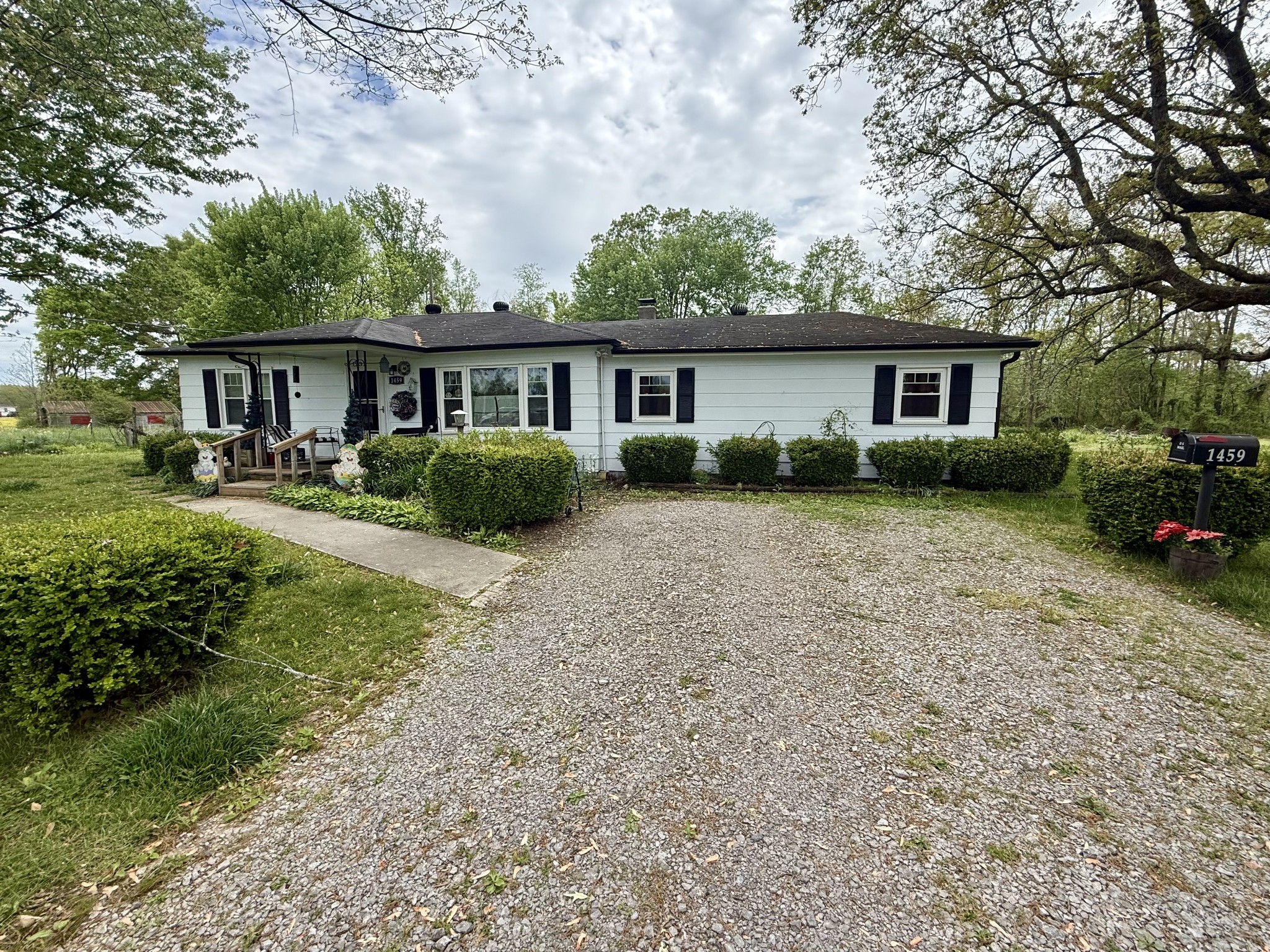 1459 Pete Sain Road Manchester, TN 37355 - Photo 3 of 41