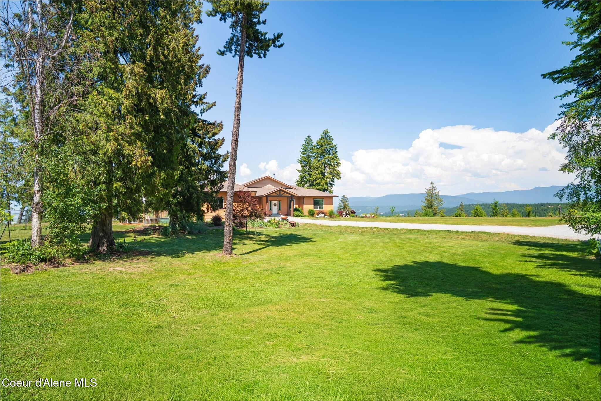 153 Ocean Front Place Naples, ID 83847 - Photo 55 of 67 030-JAL00833-HDR
