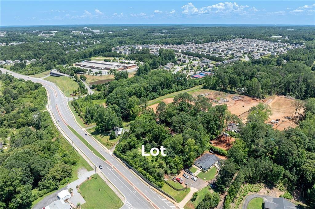 3815 Castleberry Road Cumming, GA 30040 - Photo 6 of 10 a view of a city