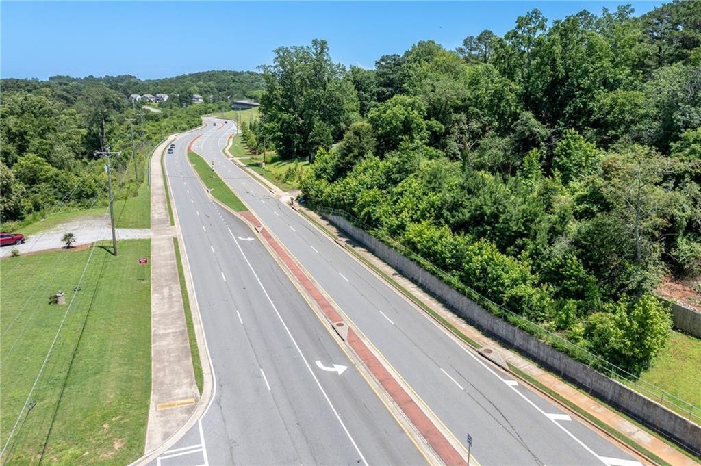 3815 Castleberry Road Cumming, GA 30040 - Photo 10 of 10 a view of balcony with yard