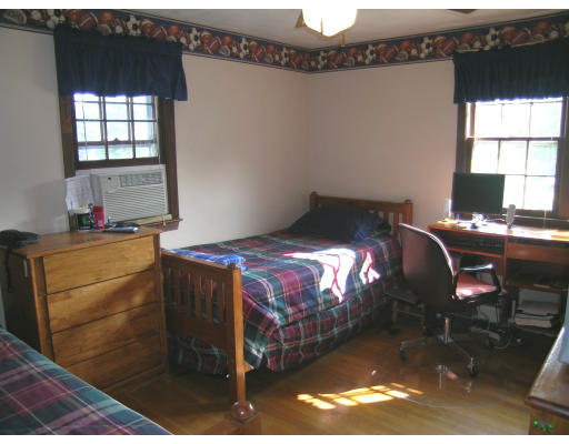22 Atherton Road Foxboro, MA 02035 - Photo 8 of 14 Gallery Image 8