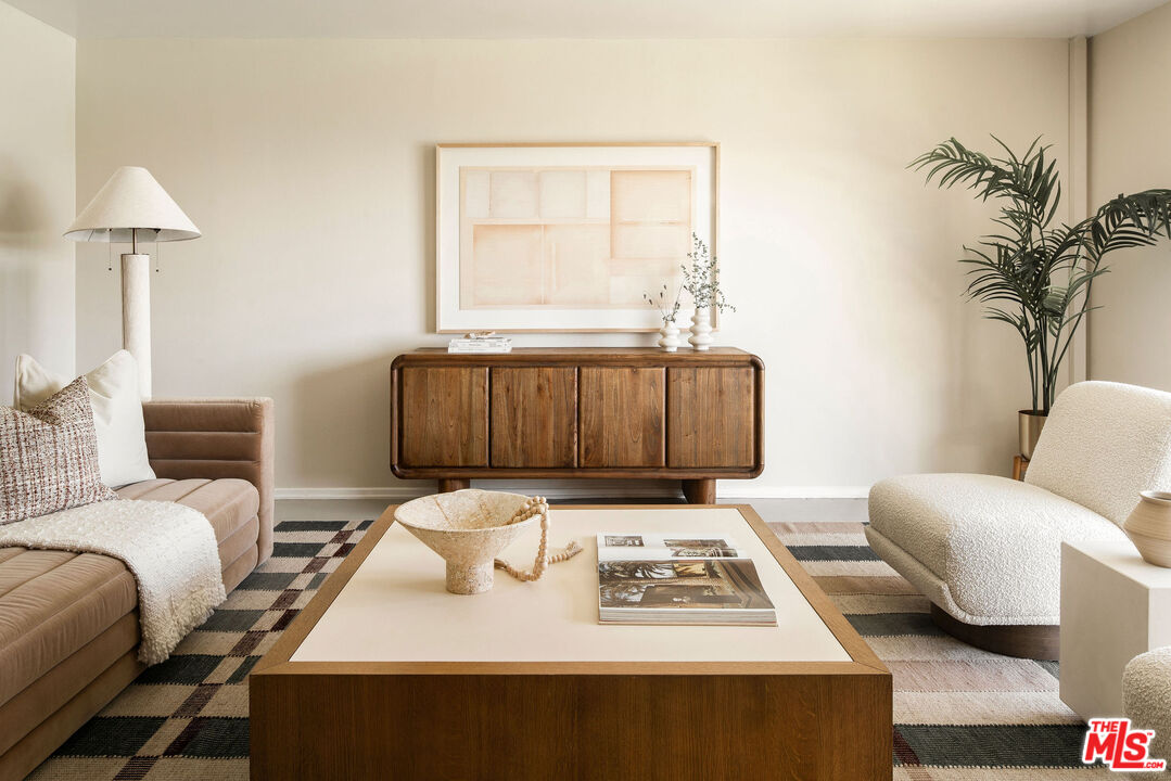 478 Devonwood Road Altadena, CA 91001 - Photo 6 of 42 a living room with furniture and a lamp