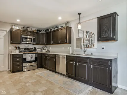 $289,900 | 6623 Southern Ridge Drive, Indianapolis, IN 46237