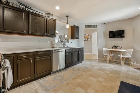 $289,900 | 6623 Southern Ridge Drive, Indianapolis, IN 46237