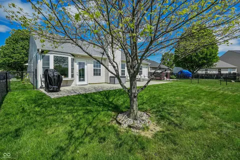 $289,900 | 6623 Southern Ridge Drive, Indianapolis, IN 46237