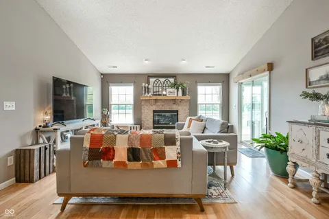 $289,900 | 6623 Southern Ridge Drive, Indianapolis, IN 46237
