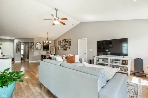 $289,900 | 6623 Southern Ridge Drive, Indianapolis, IN 46237