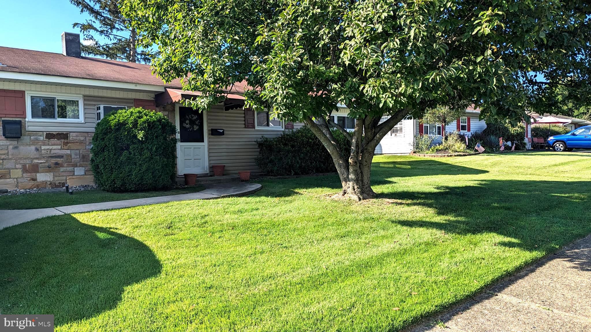 53 Idlewild Road Levittown, PA 19057 - Photo 2 of 15 Lovely Rancher in Indian Creek