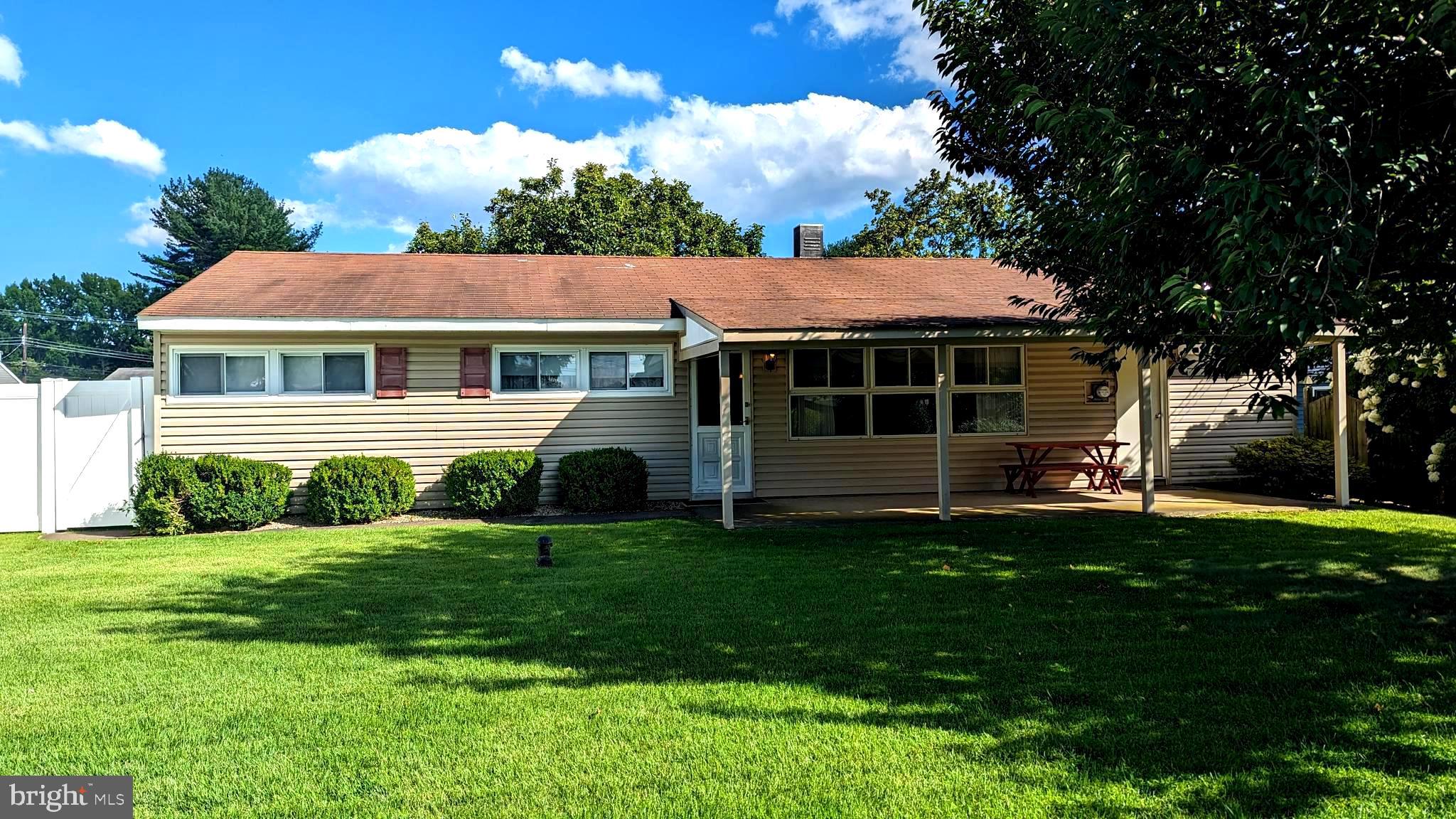 53 Idlewild Road Levittown, PA 19057 - Photo 6 of 15 Level and nice size backyard