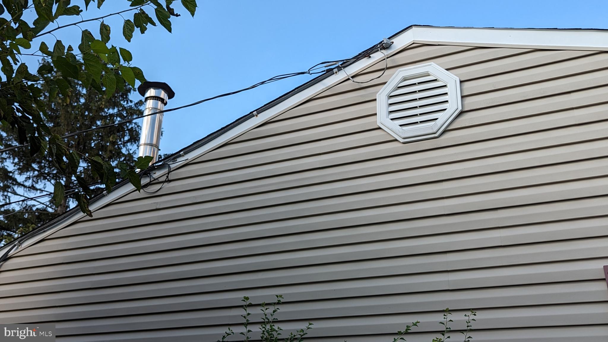 53 Idlewild Road Levittown, PA 19057 - Photo 9 of 15 Exterior Roof Line