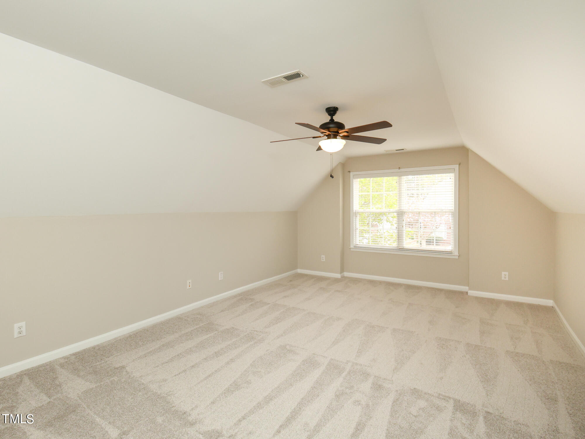 10354 Dapping Drive Raleigh, NC 27614 - Photo 22 of 25 044_10354_DAPPING_DR