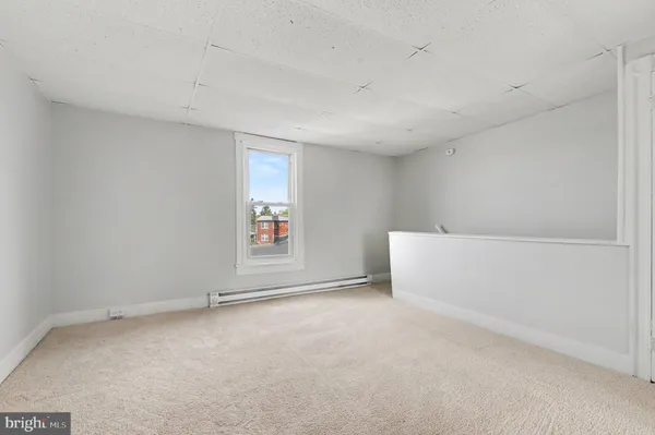 $180,000 | 1419 West King Street, York, PA 17404