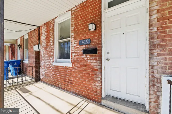 $180,000 | 1419 West King Street, York, PA 17404