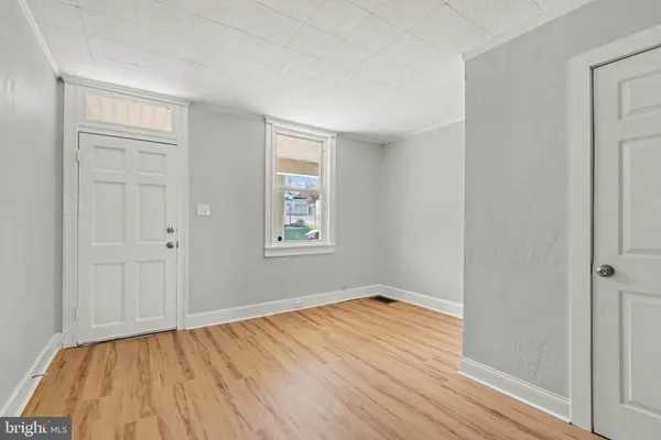 $180,000 | 1419 West King Street, York, PA 17404