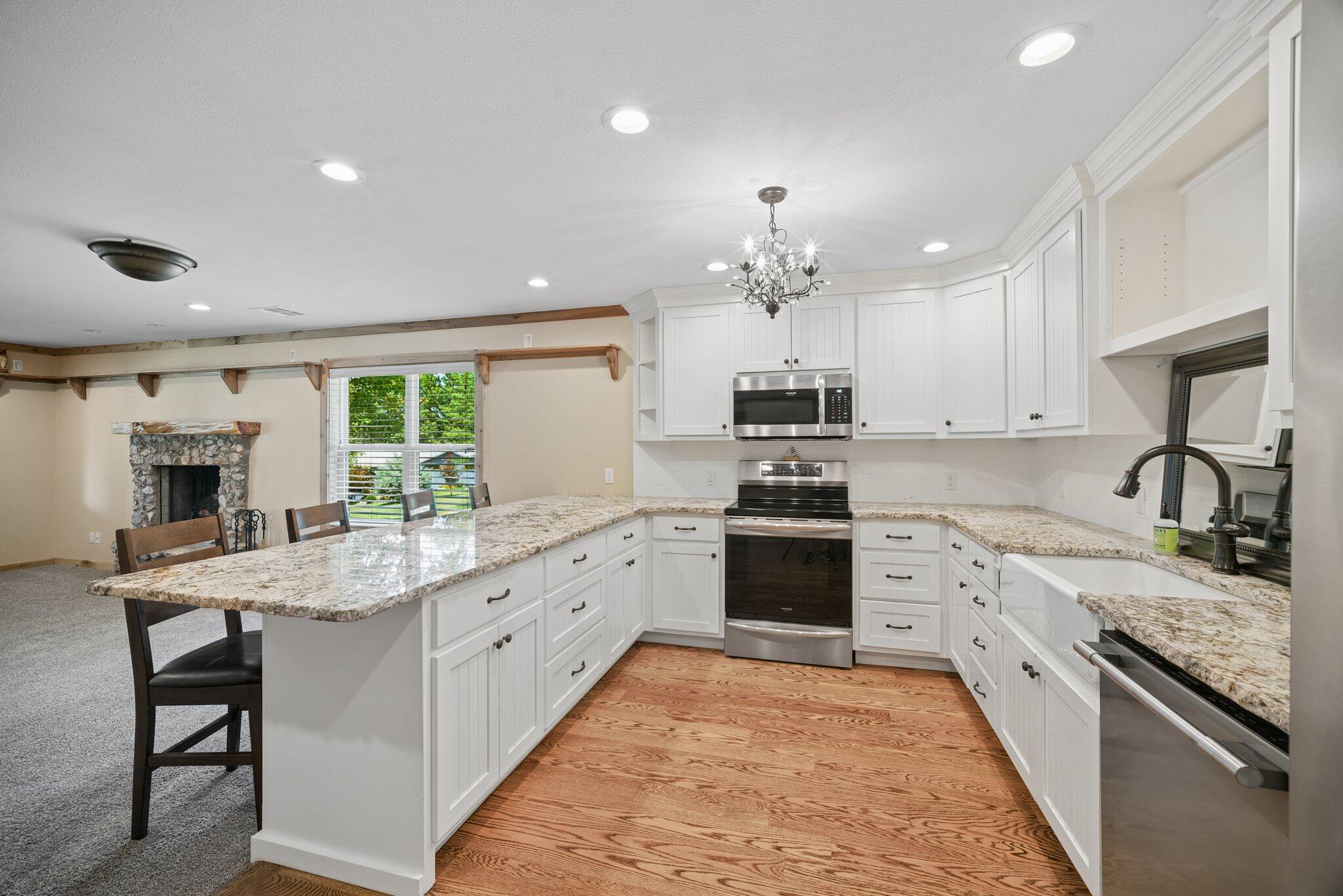 257 East Limestone Road Disney, OK 74340 - Photo 11 of 40 Gallery Image 11