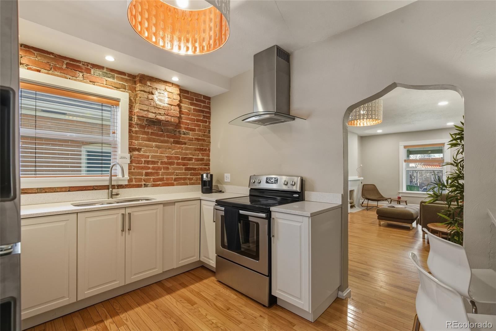 284 South Lafayette Street Denver, CO 80209 - Photo 12 of 25