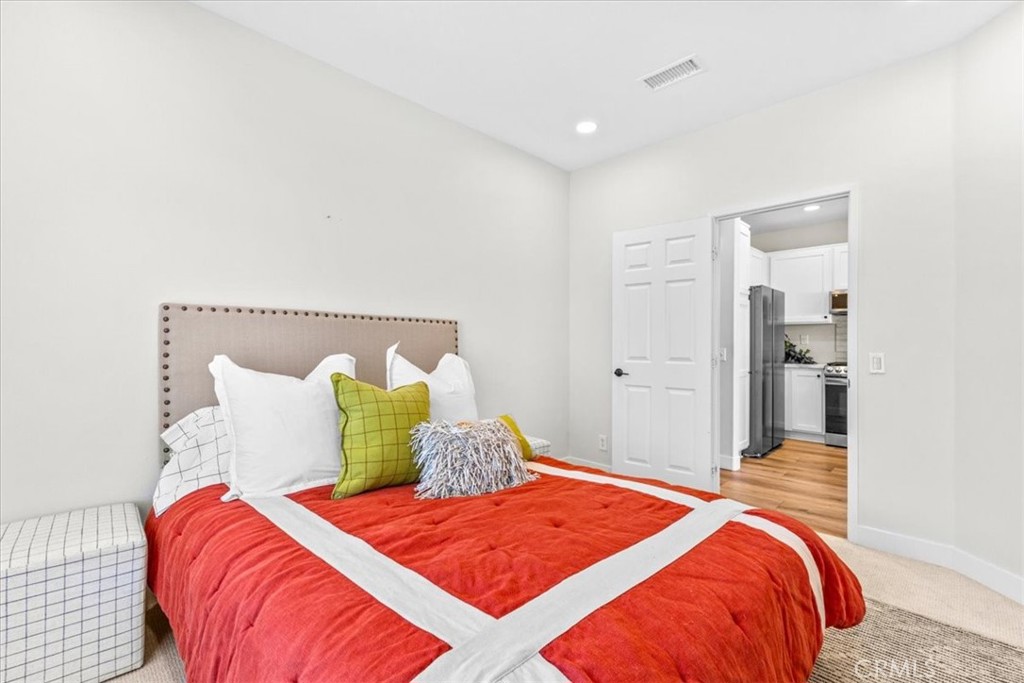 66 Vellisimo Drive Aliso Viejo, CA 92656 - Photo 15 of 46