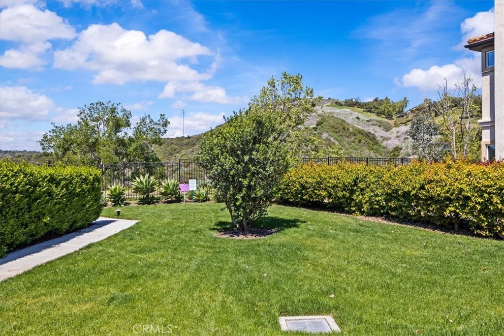 66 Vellisimo Drive Aliso Viejo, CA 92656 - Photo 35 of 46