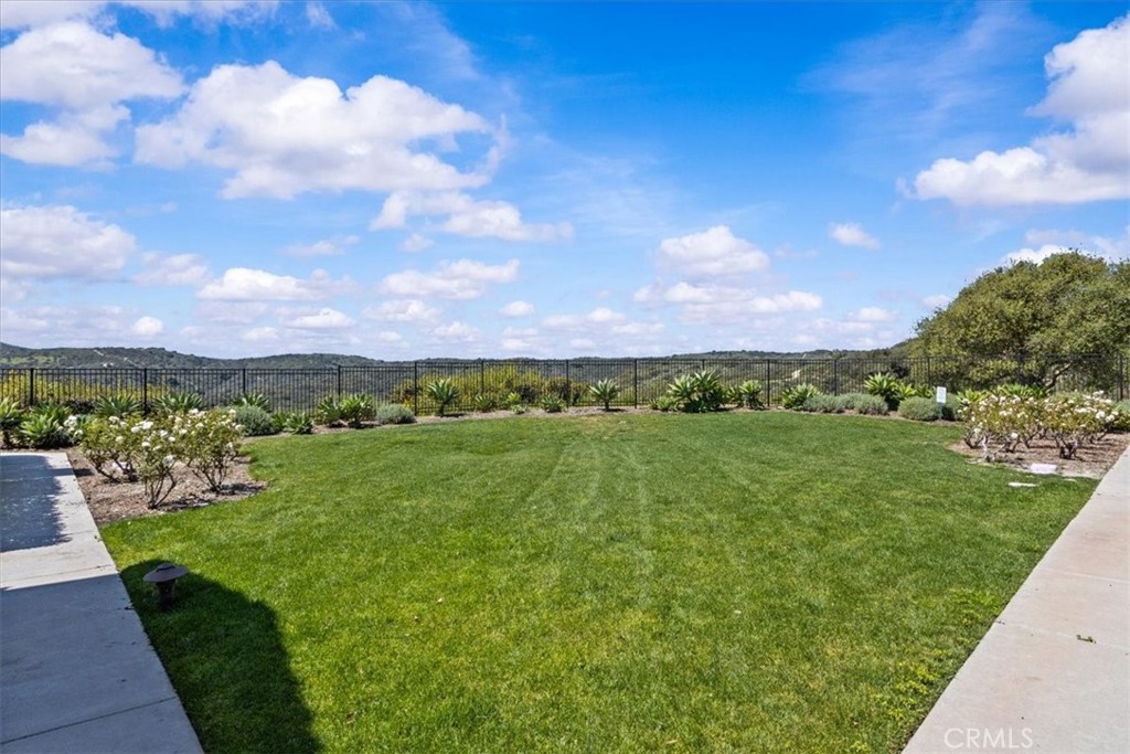 66 Vellisimo Drive Aliso Viejo, CA 92656 - Photo 36 of 46