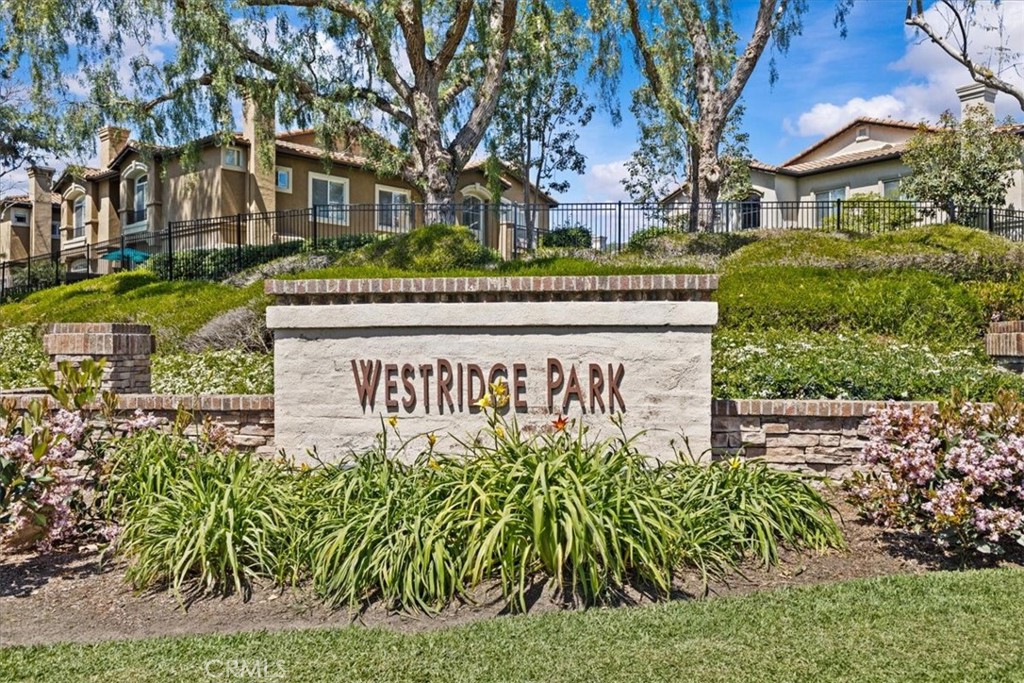 66 Vellisimo Drive Aliso Viejo, CA 92656 - Photo 37 of 46