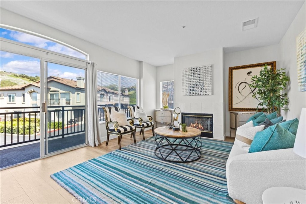 66 Vellisimo Drive Aliso Viejo, CA 92656 - Photo 6 of 46