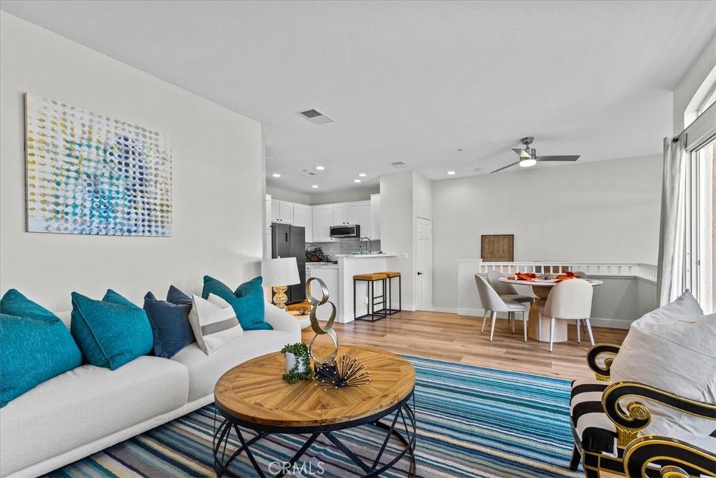 66 Vellisimo Drive Aliso Viejo, CA 92656 - Photo 7 of 46