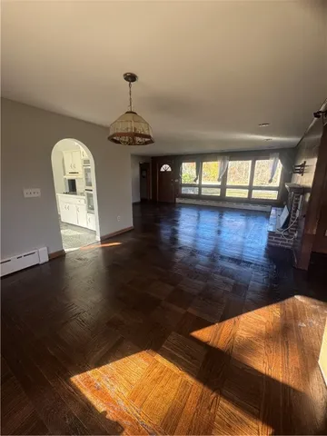 $3,200 | 1639 Bulgarmarsh Road, Tiverton, RI 02878