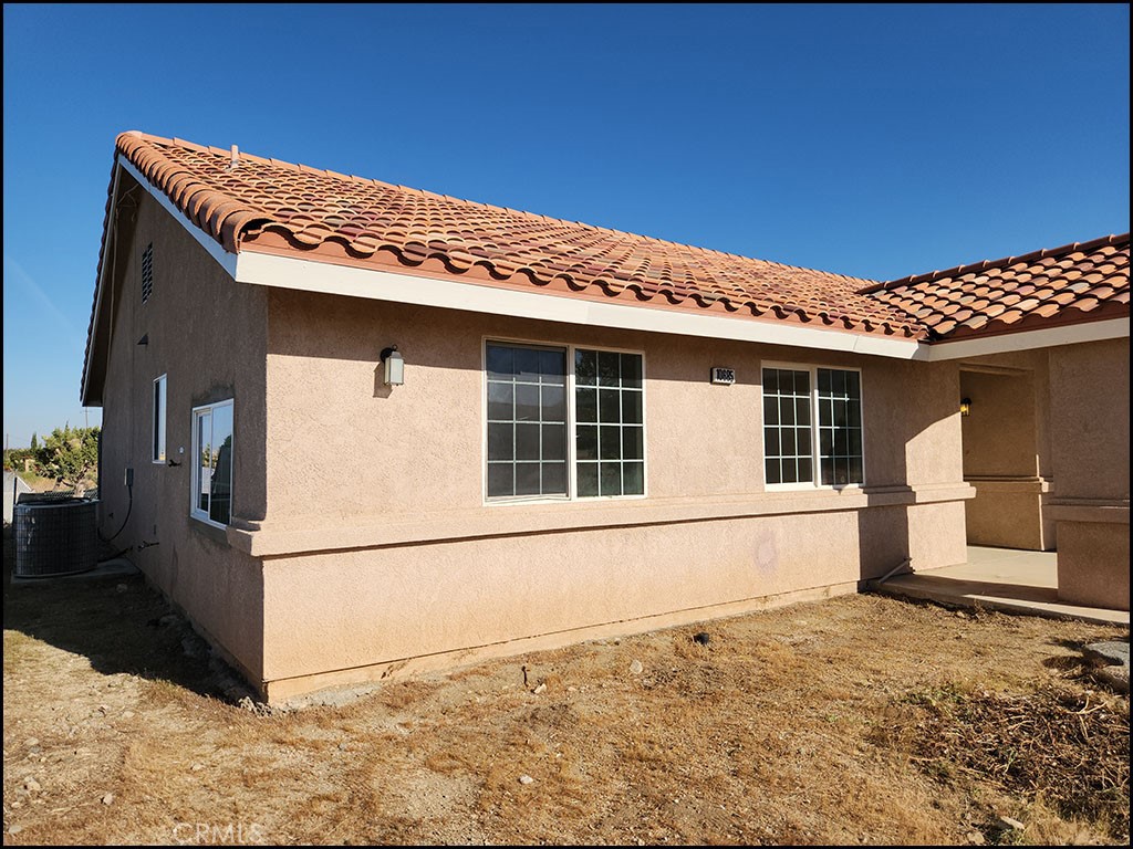 10685 Crystal Aire Road Pinon Hills, CA 92372 - Photo 32 of 47