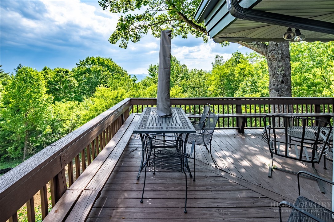 905 Harley Perry Road Zionville, NC 28698 - Photo 5 of 48