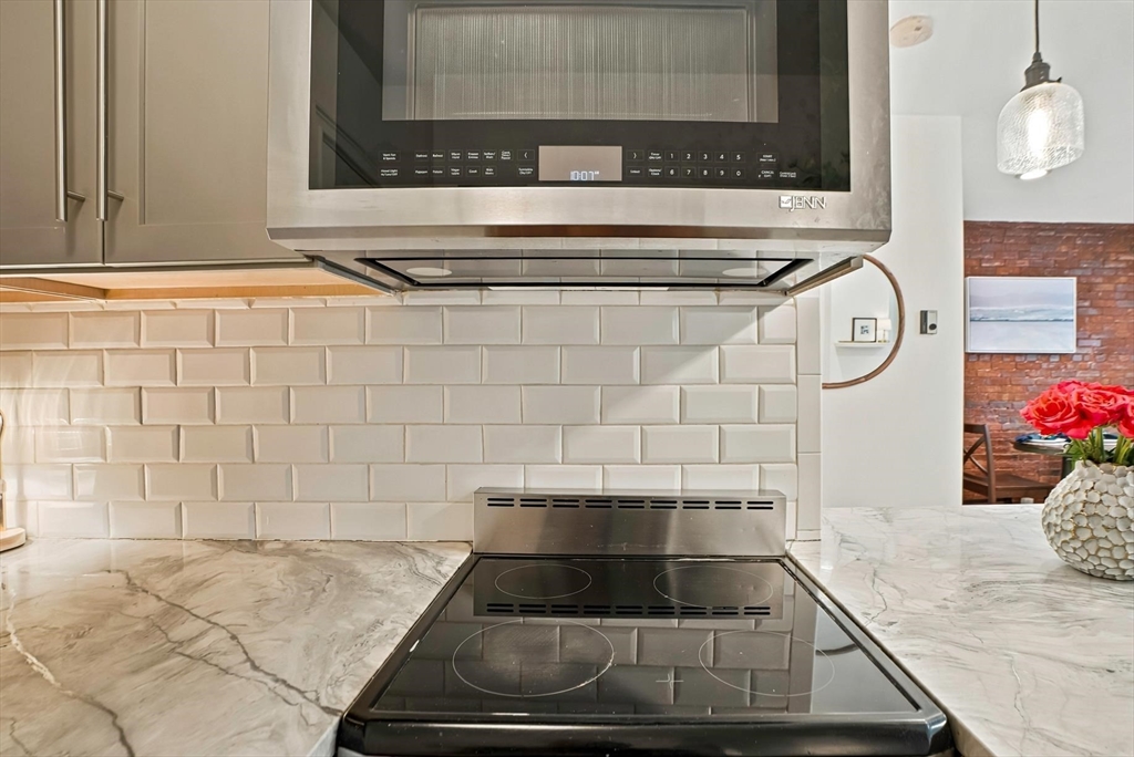 8 Battery Street, Unit 4 Boston, MA 02109 - Photo 8 of 33