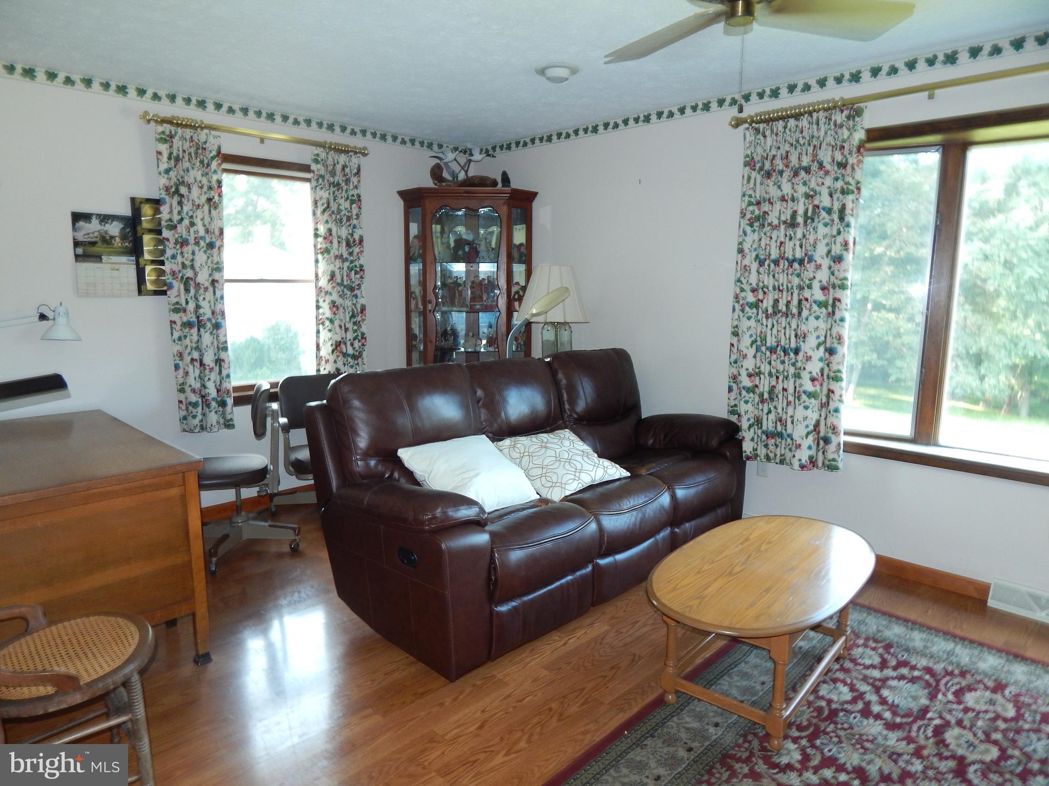 1504 Deerfield Road Darlington, MD 21034 - Photo 7 of 21 Living Room