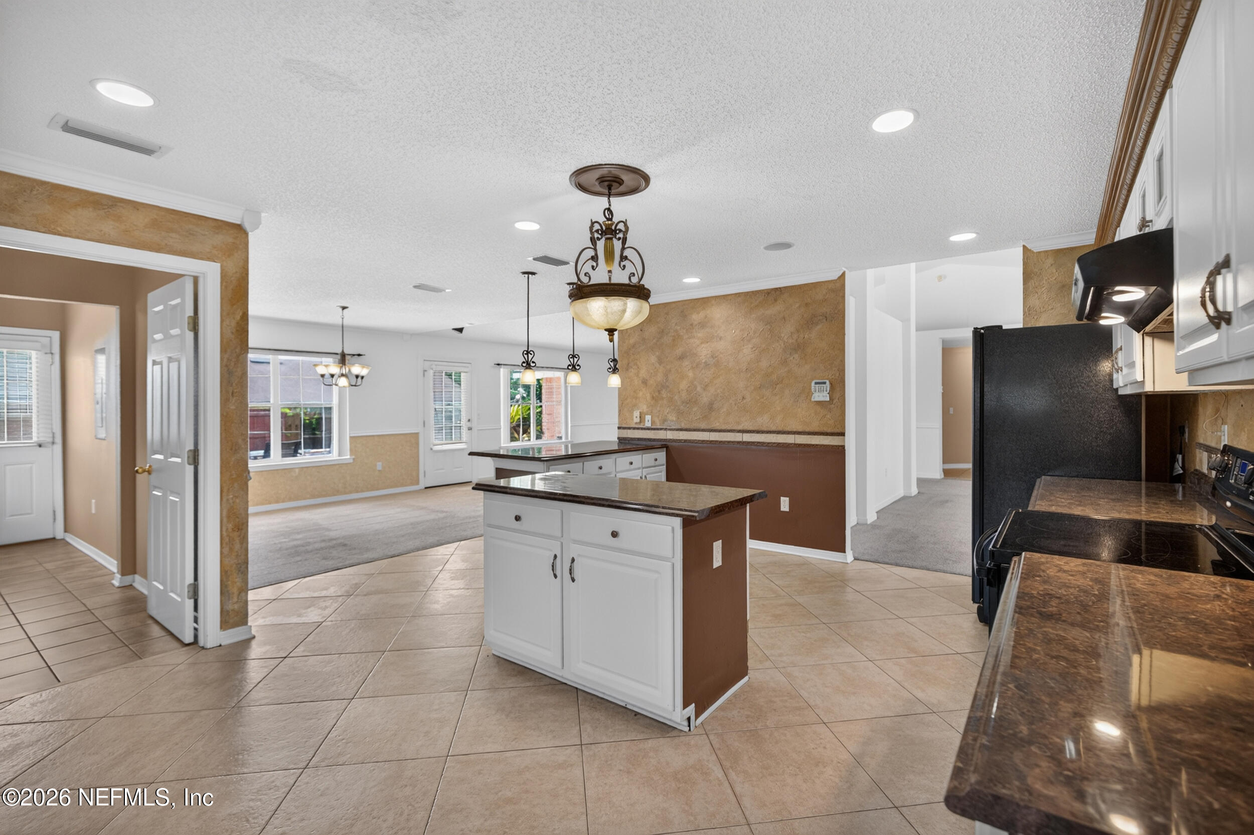 2432 Mallory Hills Road Jacksonville, FL 32221 - Photo 19 of 68 30_kitchen 10