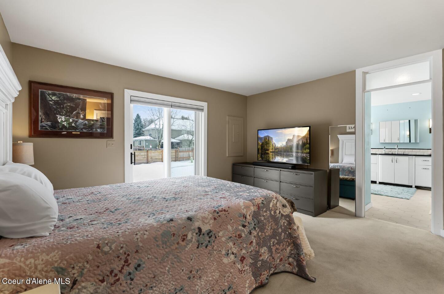 128 Spur Drive Sandpoint, ID 83864 - Photo 14 of 32 Primary Bedroom