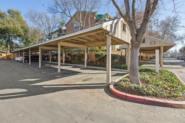 $518,000 | 102 Monte Verano Court, San Jose, CA 95116