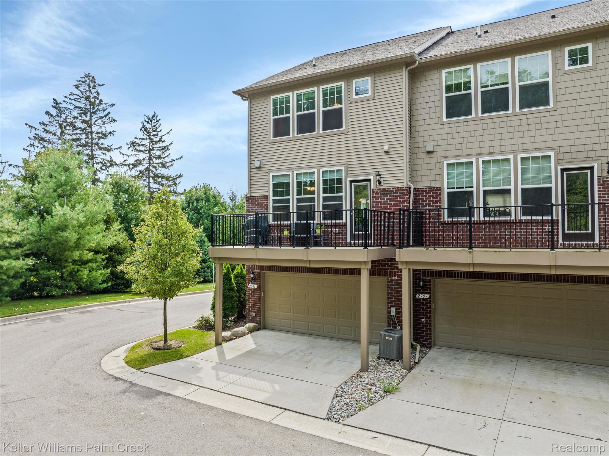 2801 Hartwick Drive Rochester, MI 48307 - Photo 12 of 39 Gallery Image 12