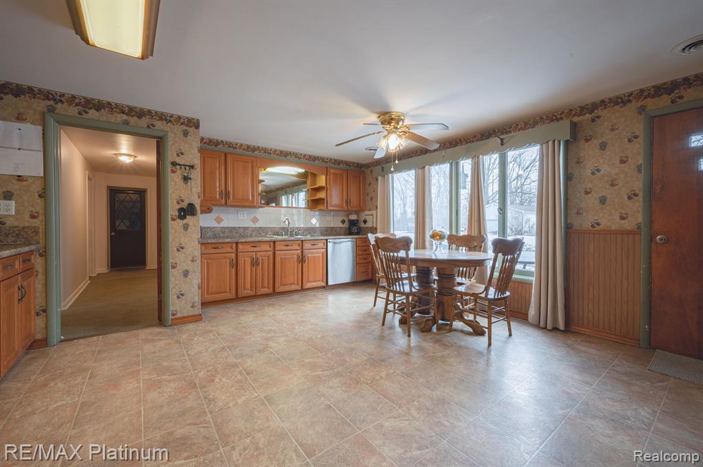 13122 Morrish Road Montrose, MI 48457 - Photo 9 of 28 Gallery Image 9