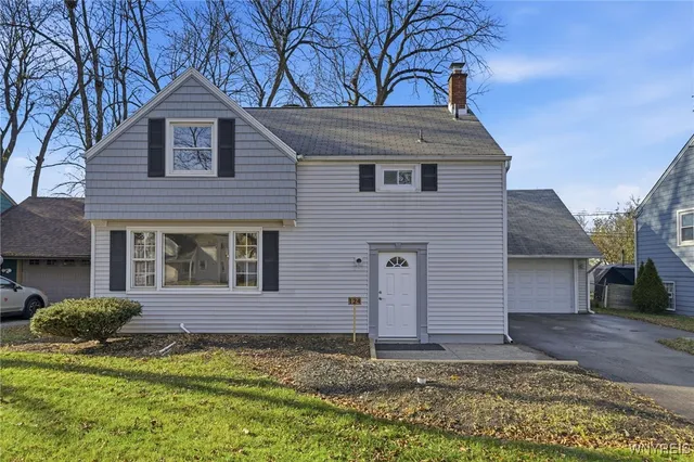 $239,900 | 124 Kelvin Drive, Tonawanda, NY 14223