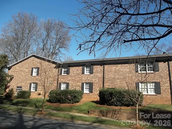 $1,975 | 2141 Selwyn Avenue, Unit 104, Charlotte, NC 28207