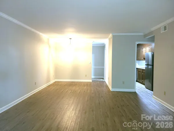 $1,975 | 2141 Selwyn Avenue, Unit 104, Charlotte, NC 28207