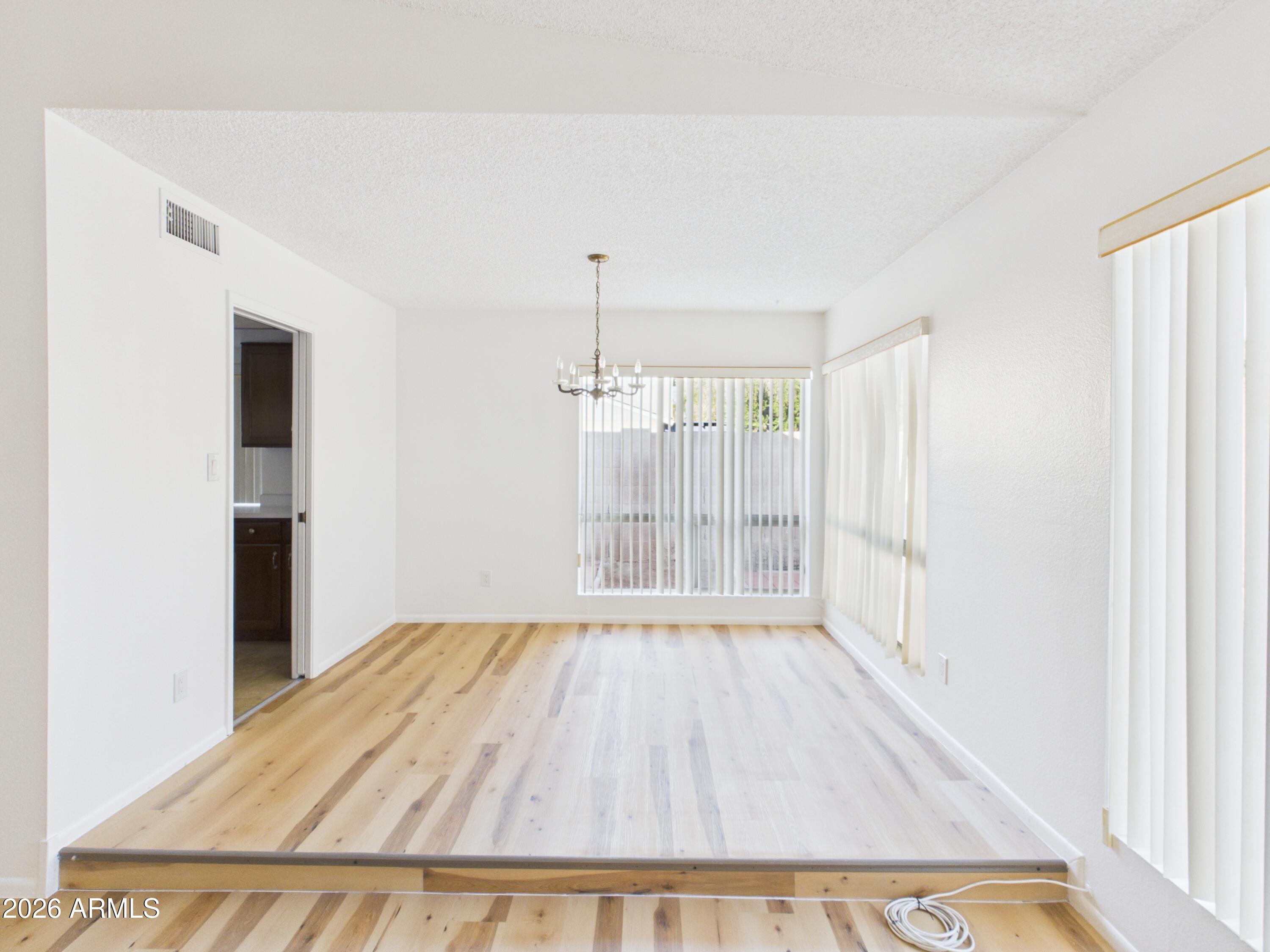 4033 West Griswold Road Phoenix, AZ 85051 - Photo 13 of 45 CAM04435G0-PR0020-STILL006