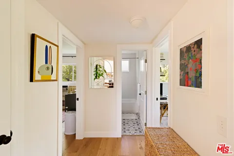 $1,099,000 | 542 Quail Drive, Los Angeles, CA 90065