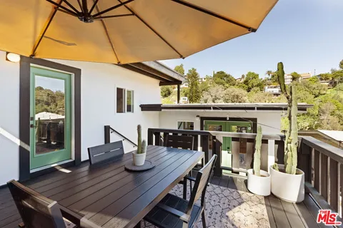 $1,099,000 | 542 Quail Drive, Los Angeles, CA 90065