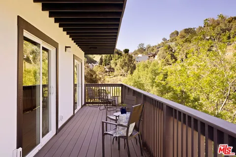 $1,099,000 | 542 Quail Drive, Los Angeles, CA 90065